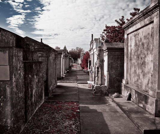 Secrets of St. Louis Cemetery No. 1